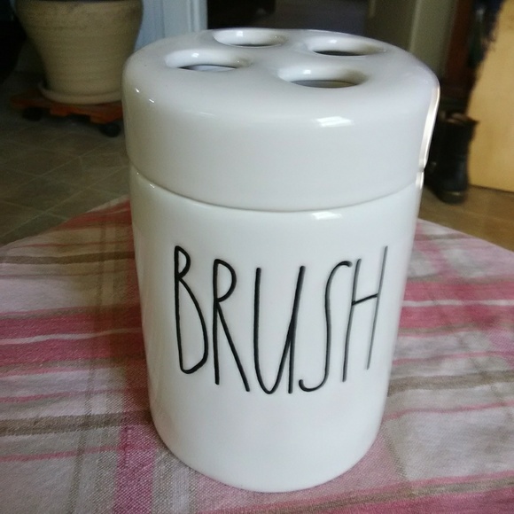 Rae Dunn Other - Rae Dunn By Magenta BRUSH Toothbrush Holder.